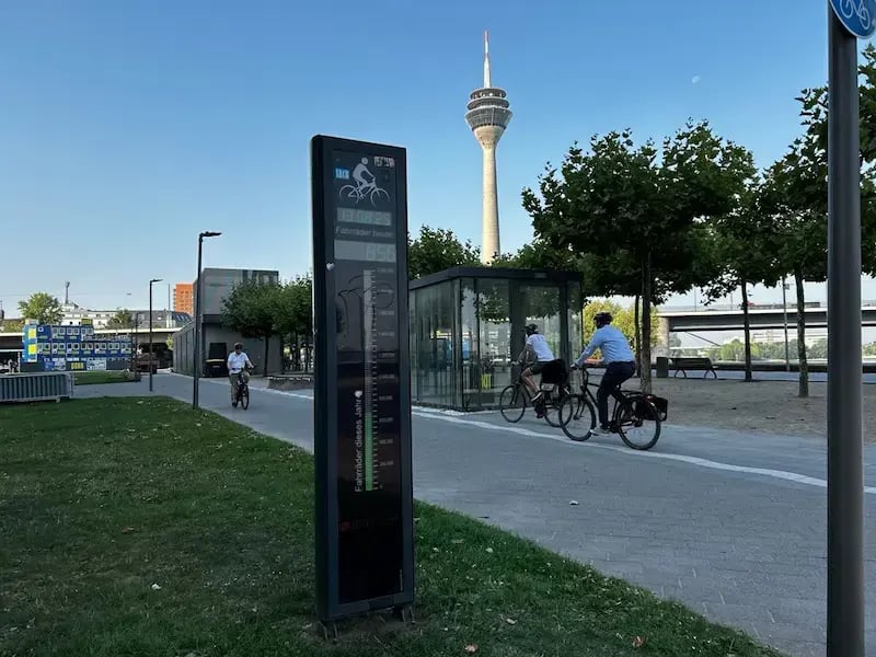 Düsseldorf_Display