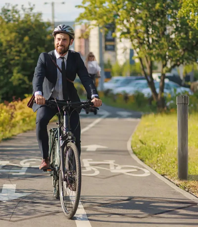 Mit dem MULTI Evo Urban können Sie die Passagen von Fußgängern, Radfahrern und Tretrollern auf derselben Spur zählen.