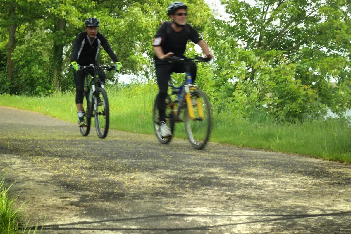 In der freien Natur zählen Sie die Mountainbiker.