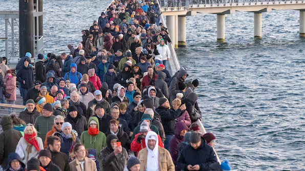 Touristes sur la Seebrücke de Prerow